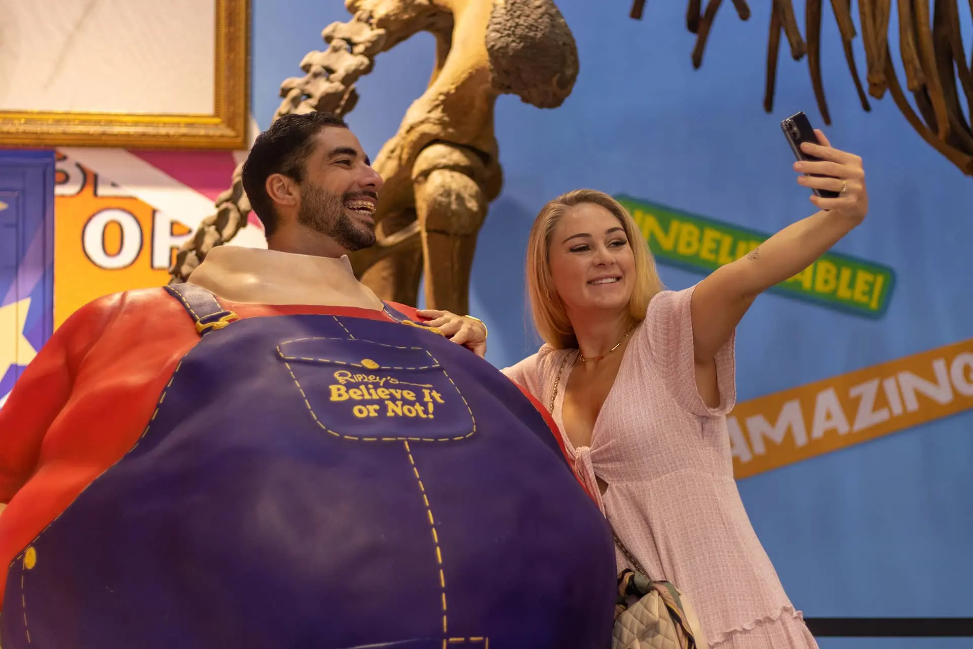 Family Fun in Cancún: Why the Ferris Wheel is a Hit with Kids and Adults Alike
